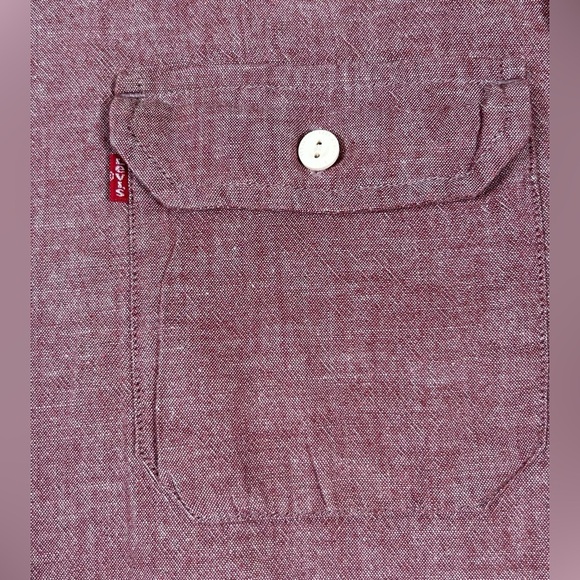 Levi's Burgundy Casual Button Down Shirt with Western Style. Size Large - Picture 7 of 8